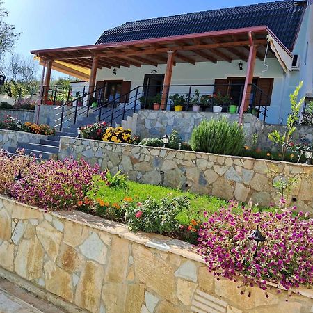 Villa Sana Rooms Përmet Екстериор снимка