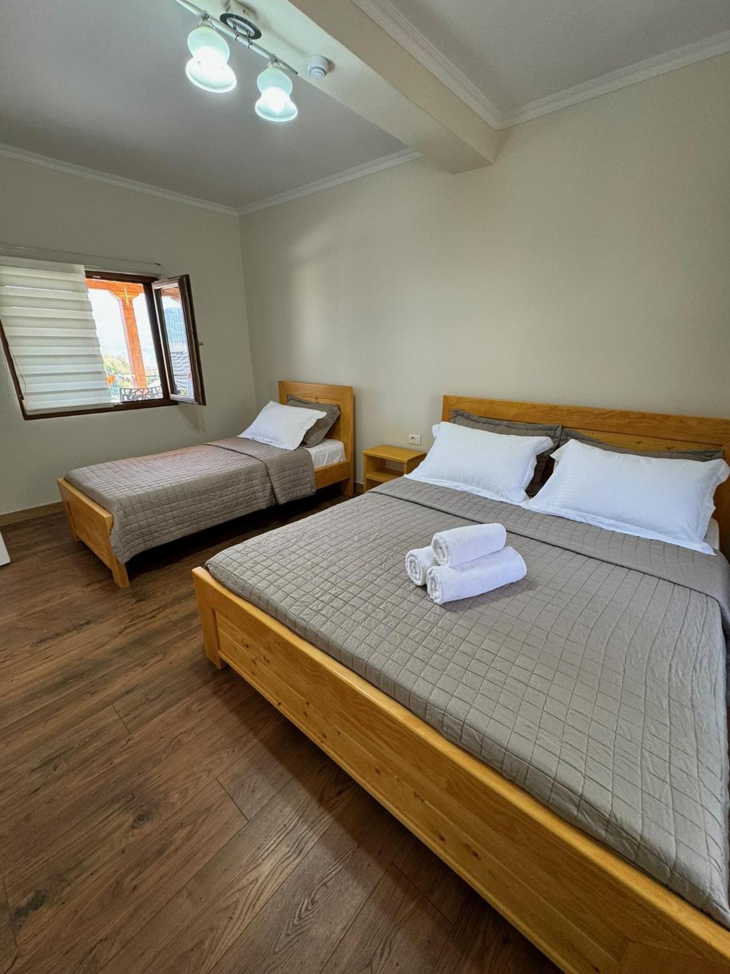 Villa Sana Rooms Përmet Екстериор снимка
