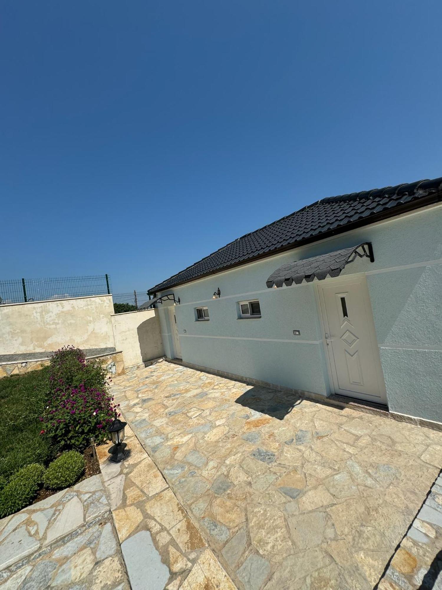 Villa Sana Rooms Përmet Екстериор снимка